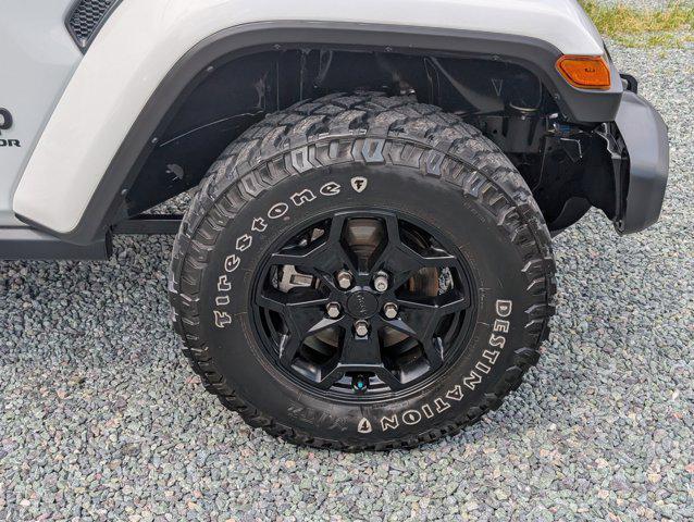 used 2022 Jeep Gladiator car, priced at $32,200