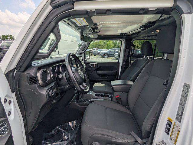 used 2022 Jeep Gladiator car, priced at $32,200