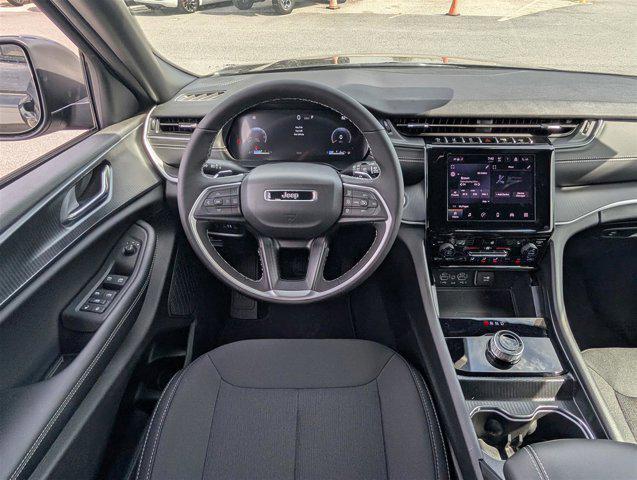 new 2025 Jeep Grand Cherokee car, priced at $35,031