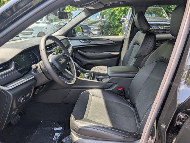 new 2025 Jeep Grand Cherokee L car, priced at $42,391