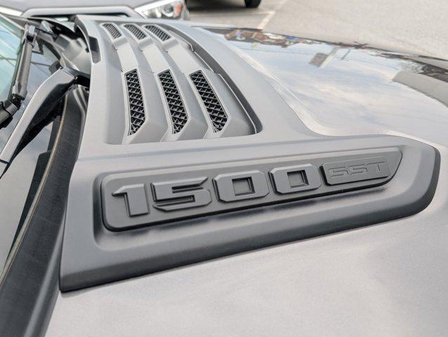 new 2025 Ram 1500 car, priced at $64,102