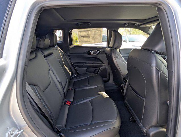 new 2025 Jeep Compass car, priced at $31,051