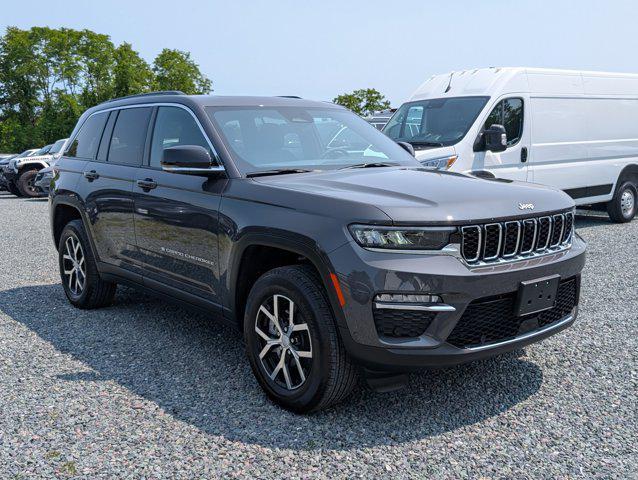 used 2024 Jeep Grand Cherokee car, priced at $40,500