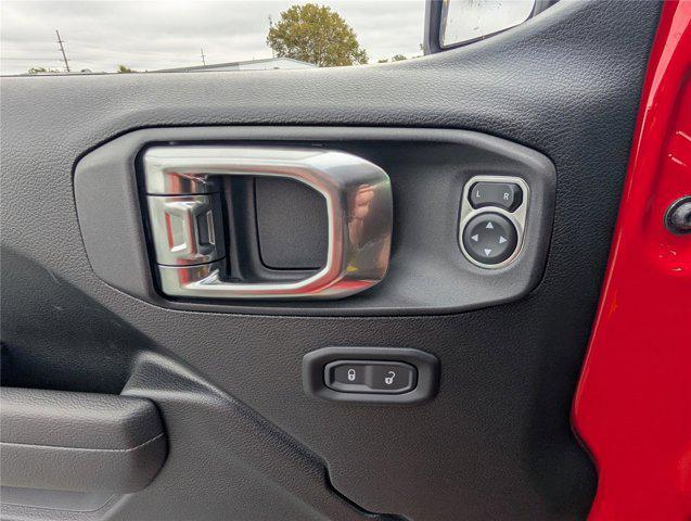 new 2025 Jeep Wrangler car, priced at $42,646