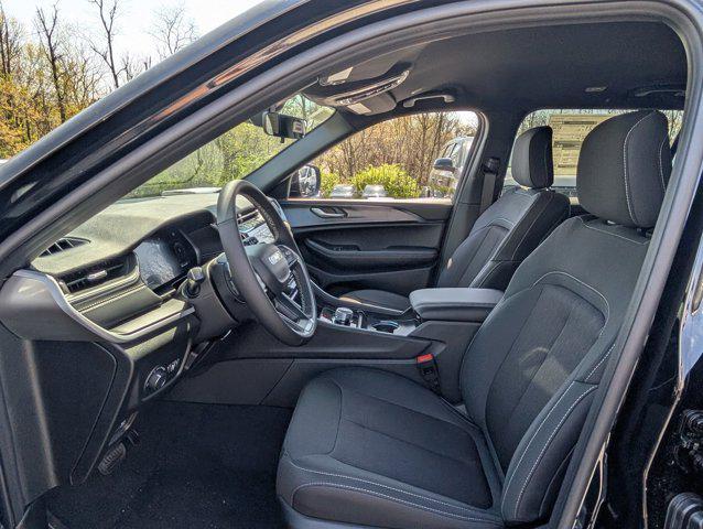 new 2025 Jeep Grand Cherokee L car, priced at $42,461