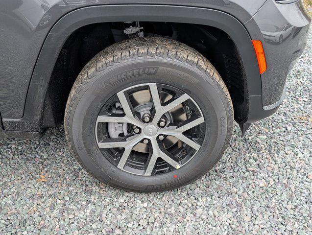 new 2025 Jeep Grand Cherokee L car, priced at $45,688
