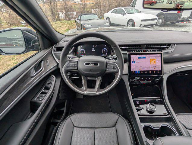 new 2025 Jeep Grand Cherokee L car, priced at $45,688