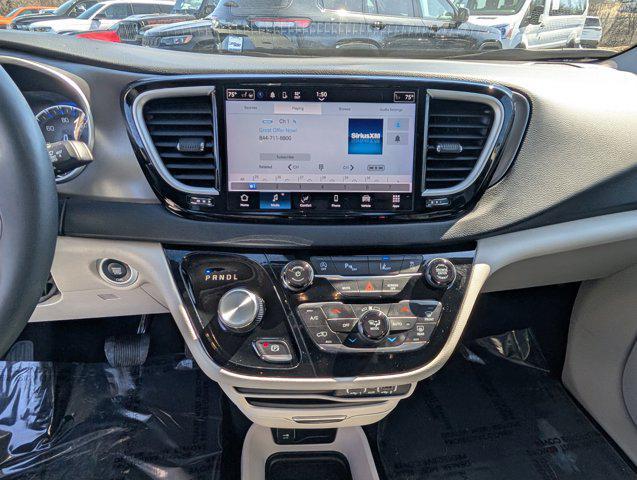 used 2023 Chrysler Pacifica car, priced at $22,000