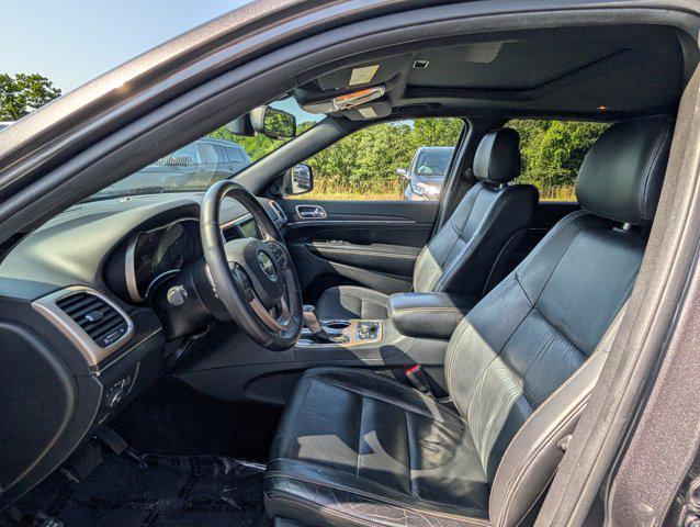 used 2016 Jeep Grand Cherokee car, priced at $13,500