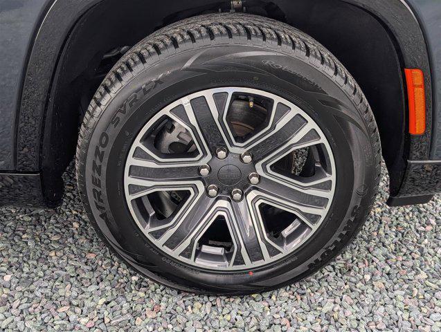 used 2024 Jeep Wagoneer L car, priced at $43,000