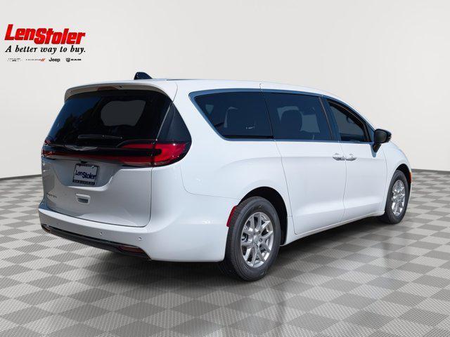 new 2026 Chrysler Pacifica car, priced at $36,106