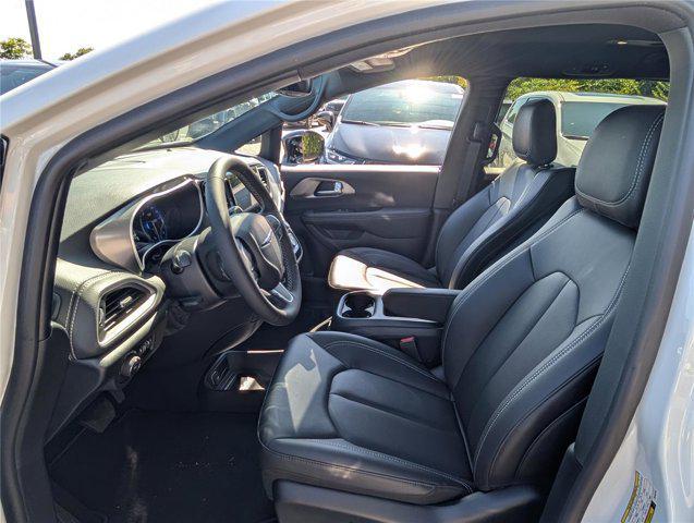 new 2026 Chrysler Pacifica car, priced at $36,106