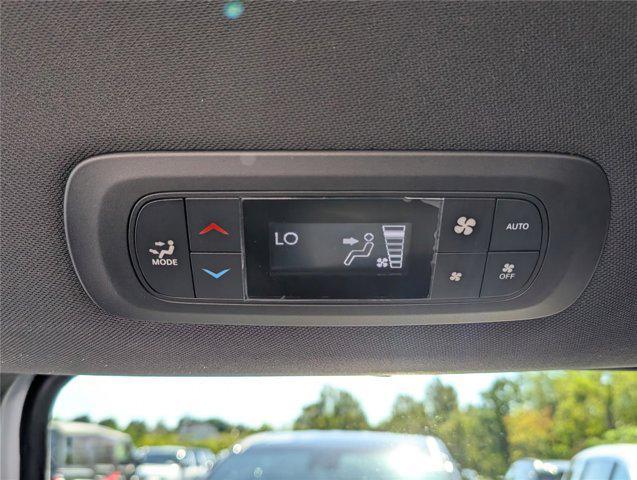 new 2026 Chrysler Pacifica car, priced at $36,106