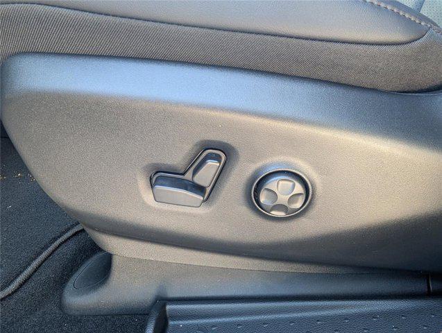 new 2026 Chrysler Pacifica car, priced at $36,106