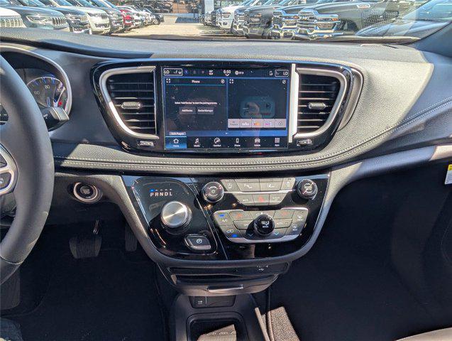 new 2026 Chrysler Pacifica car, priced at $36,106