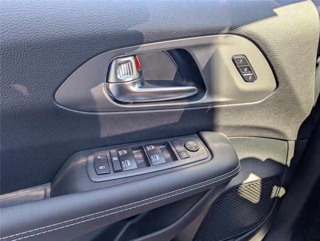 new 2026 Chrysler Pacifica car, priced at $36,106