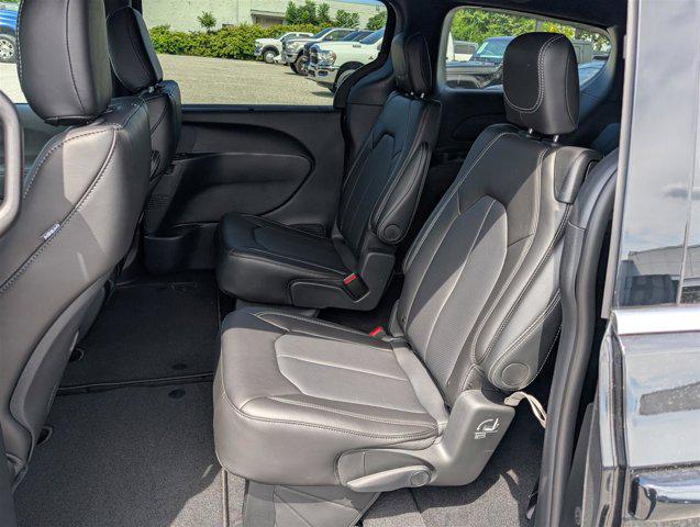 new 2026 Chrysler Pacifica car, priced at $36,242