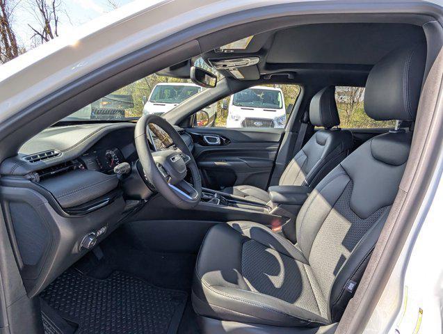 new 2025 Jeep Compass car, priced at $29,411