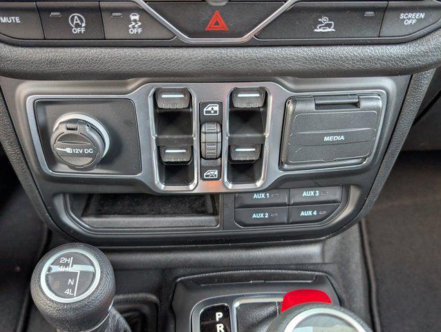 new 2025 Jeep Gladiator car, priced at $38,272