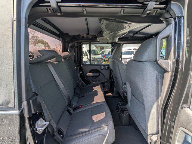 new 2025 Jeep Gladiator car, priced at $38,272