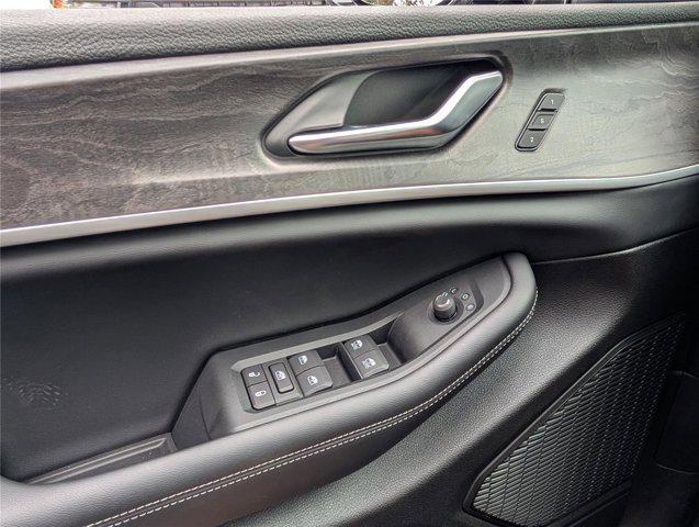 new 2025 Jeep Grand Cherokee L car, priced at $41,655