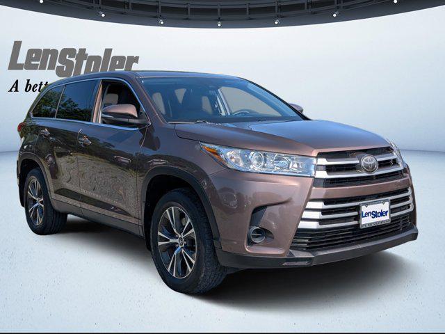 used 2019 Toyota Highlander car, priced at $21,000