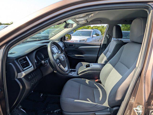 used 2019 Toyota Highlander car, priced at $21,000