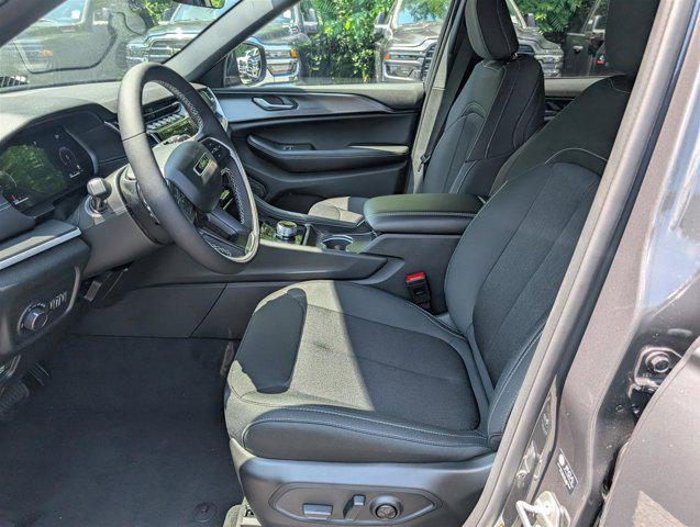 new 2025 Jeep Grand Cherokee car, priced at $33,281