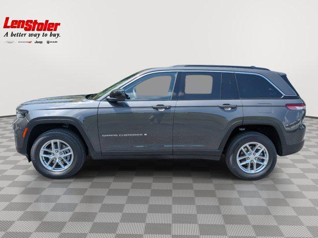 new 2025 Jeep Grand Cherokee car, priced at $33,281