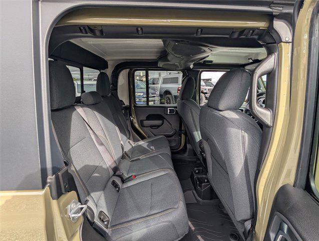 new 2025 Jeep Gladiator car, priced at $42,113