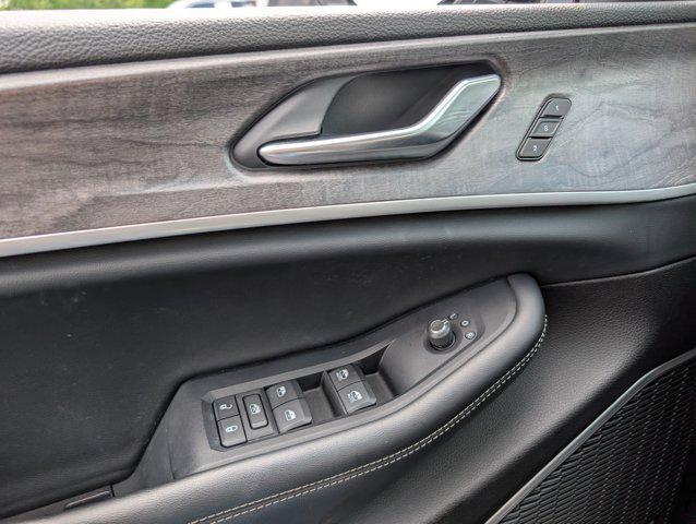 used 2022 Jeep Grand Cherokee car, priced at $31,000
