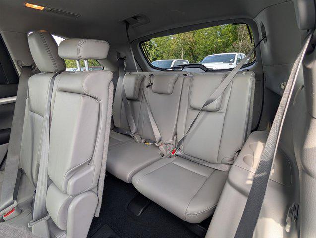 used 2018 Toyota Highlander car, priced at $22,250
