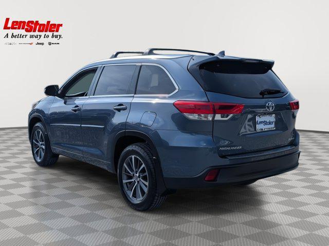 used 2018 Toyota Highlander car, priced at $22,250