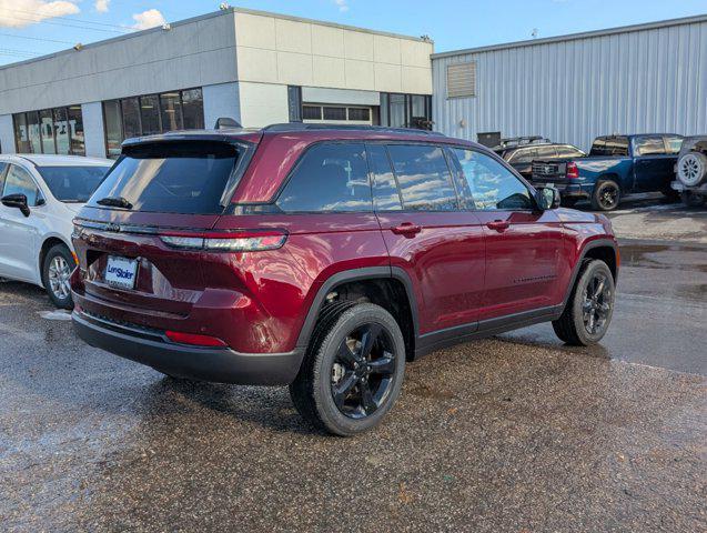 new 2025 Jeep Grand Cherokee car, priced at $38,414