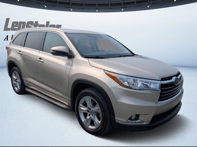 used 2016 Toyota Highlander car, priced at $20,500