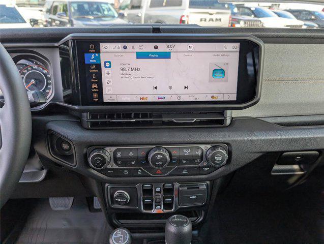 new 2025 Jeep Gladiator car, priced at $41,297