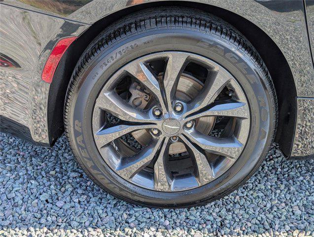 used 2018 Chrysler Pacifica car, priced at $15,750