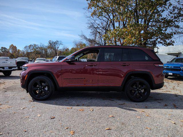 used 2024 Jeep Grand Cherokee car, priced at $41,500