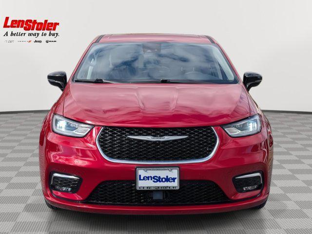 used 2024 Chrysler Pacifica car, priced at $27,500