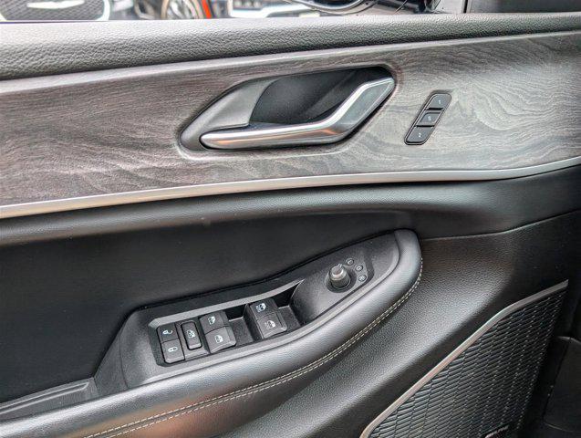 used 2022 Jeep Grand Cherokee car, priced at $30,000