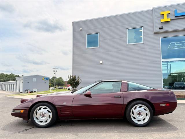 used 1993 Chevrolet Corvette car, priced at $9,091