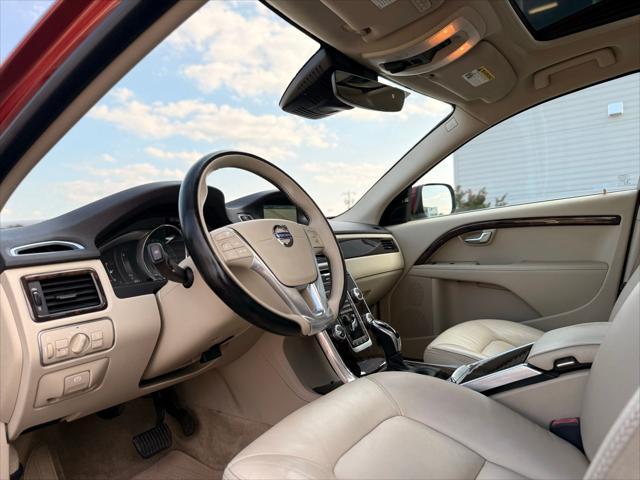 used 2015 Volvo XC70 car, priced at $10,991