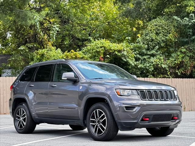 used 2017 Jeep Grand Cherokee car, priced at $18,200