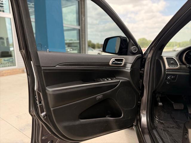 used 2015 Jeep Grand Cherokee car, priced at $9,991