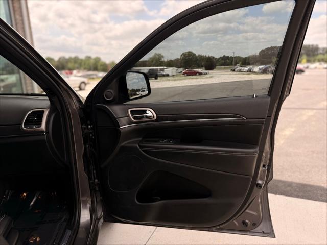 used 2015 Jeep Grand Cherokee car, priced at $9,991