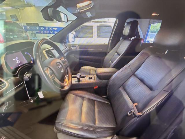 used 2015 Jeep Grand Cherokee car, priced at $16,291