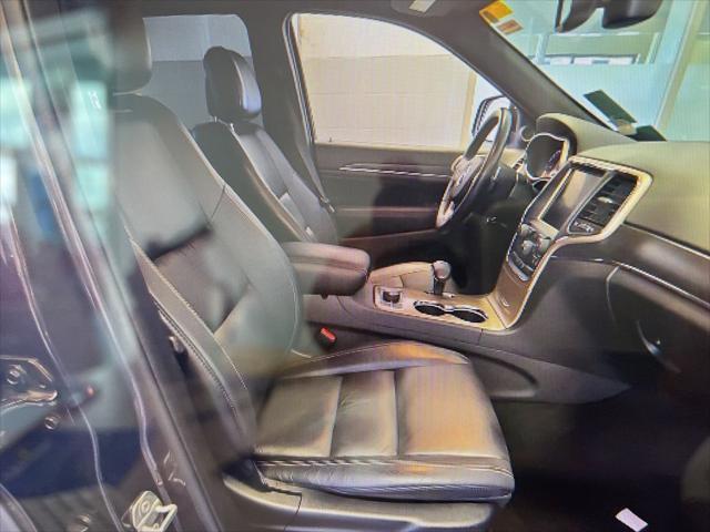 used 2015 Jeep Grand Cherokee car, priced at $16,291