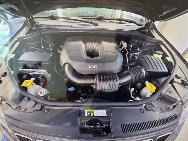 used 2015 Jeep Grand Cherokee car, priced at $16,291