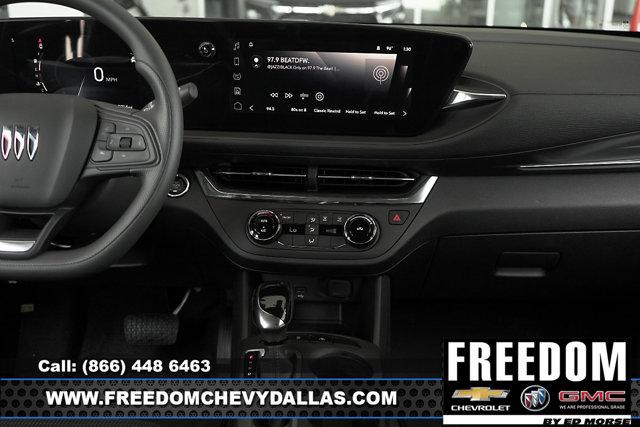 new 2025 Buick Envista car, priced at $24,323