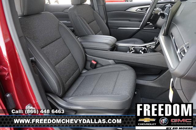 new 2025 Chevrolet Traverse car, priced at $40,855